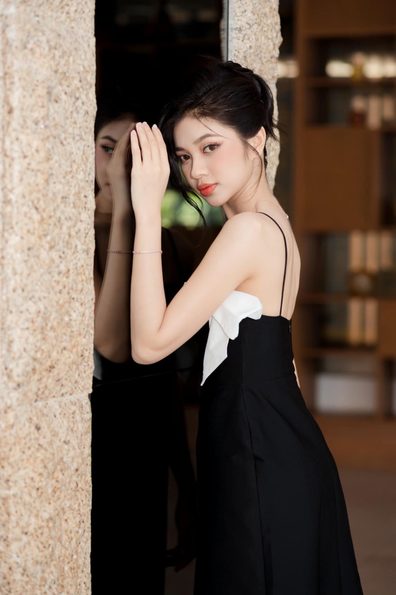 Á hậu Huỳnh Minh Kiên Á hậu Huỳnh Minh Kiên