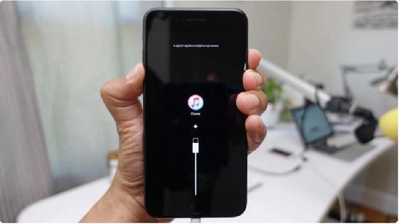 Cách restore iPhone không cần iTunes đơn giản không phải ai cũng biết