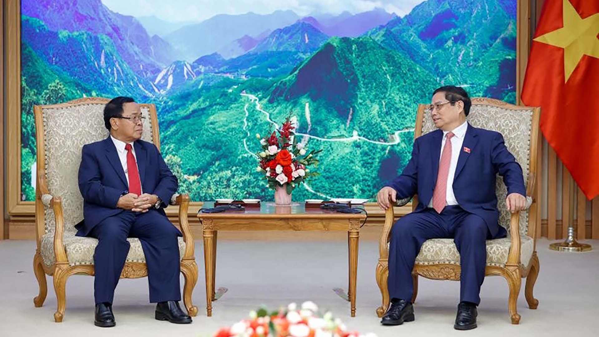 Thủ tướng Phạm Minh Chính tiếp Chủ nhiệm Ban Kiểm tra Trung ương, Tổng Thanh tra Nhà nước Lào