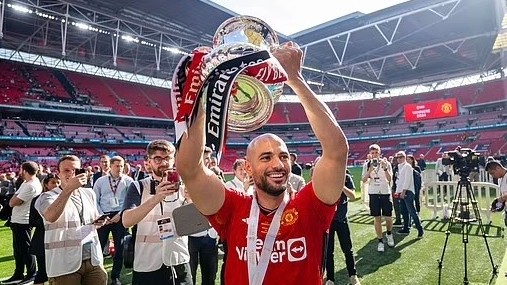 MU chưa quyết định tương lai Casemiro và Sofyan Amrabat