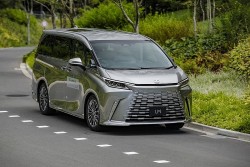 Cập nhật bảng giá xe hãng Lexus mới nhất tháng 6/2024