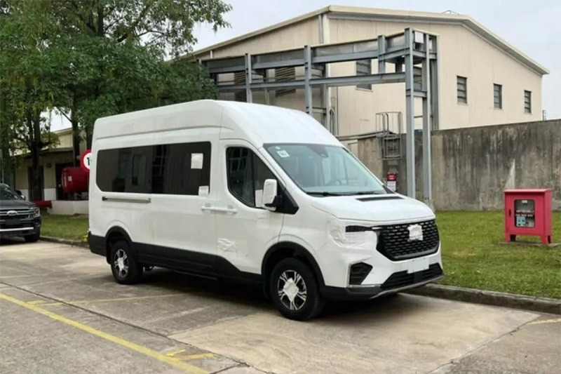 Hình ảnh Ford Transit 2024 đã được bắt gặp tại nhà máy Hải Dương. Hình ảnh Ford Transit 2024 đã được bắt gặp tại nhà máy Hải Dương.