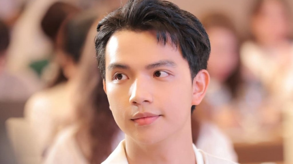 Diễn viên Việt Hoàng: 'Tôi sẽ luôn tìm cách diễn sáng tạo thay vì chỉ diễn đúng, đủ'