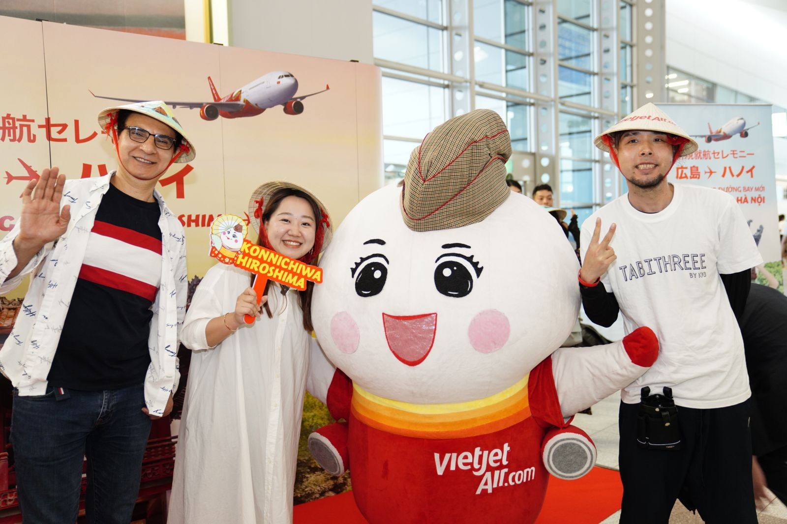Vietjet tăng chuyến bay đêm cùng loạt khuyến mãi trong cao điểm hè Vietjet tăng chuyến bay đêm cùng loạt khuyến mãi trong cao điểm hè