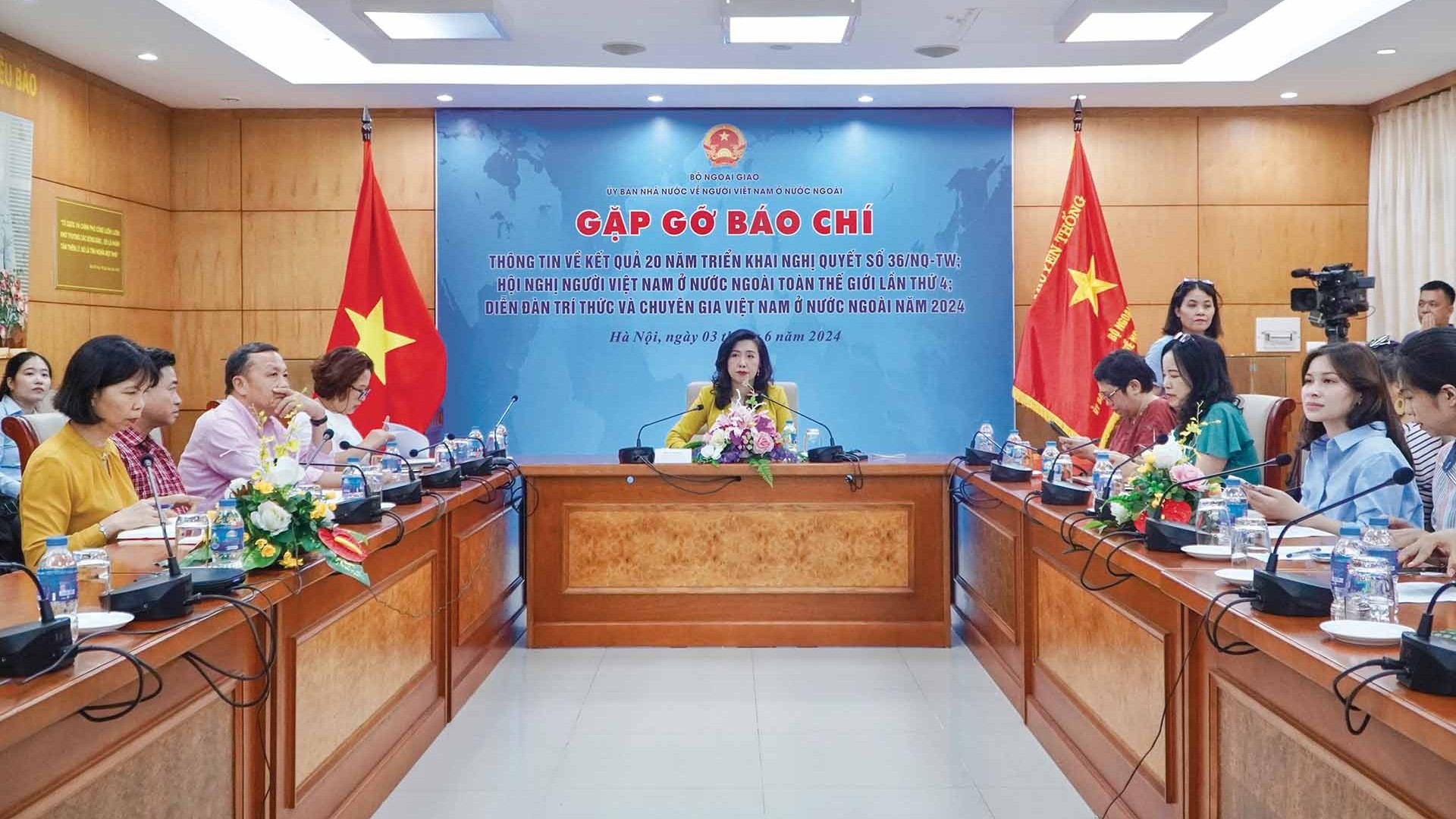 ‘Hội nghị Diên Hồng’ của kiều bào