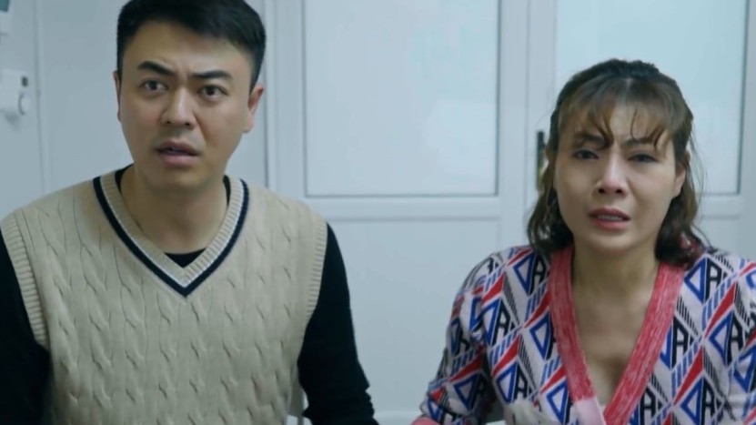 Người một nhà tập 21: Vợ chồng Tuệ sốc khi con gái bị bệnh nặng