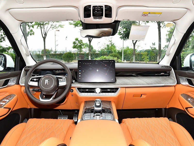 Xe Trung Quốc Tank 500 sẽ ra mắt khách hàng Việt vào đầu năm 2025?