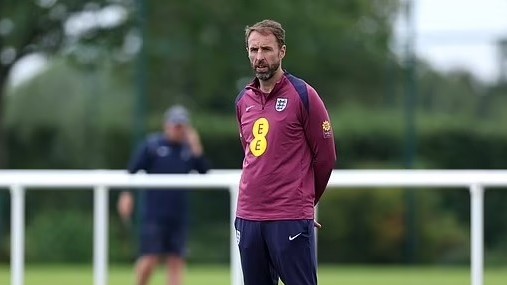 Nội bộ đội tuyển Anh bất ngờ khi HLV Gareth Southgate loại Jack Grealish