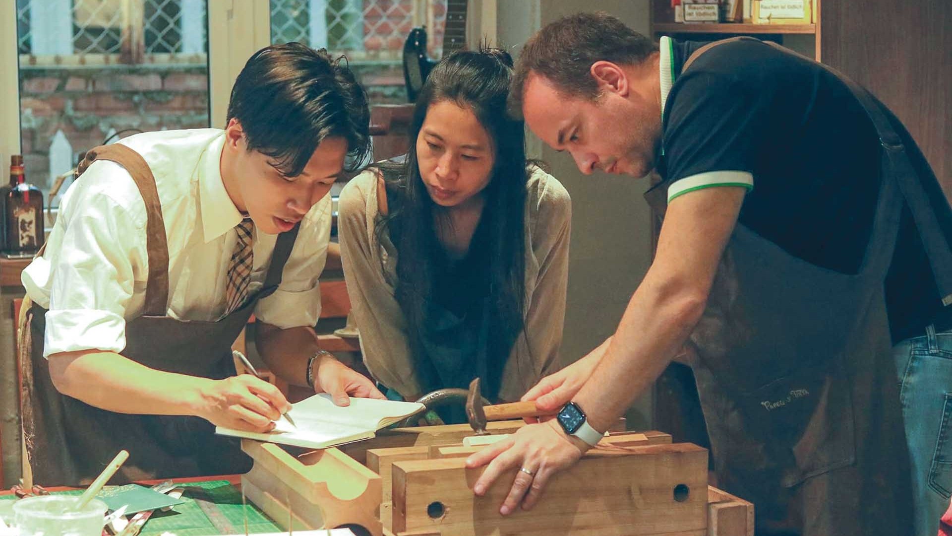 Hồi sinh nghề đóng sách ở Thủ đô