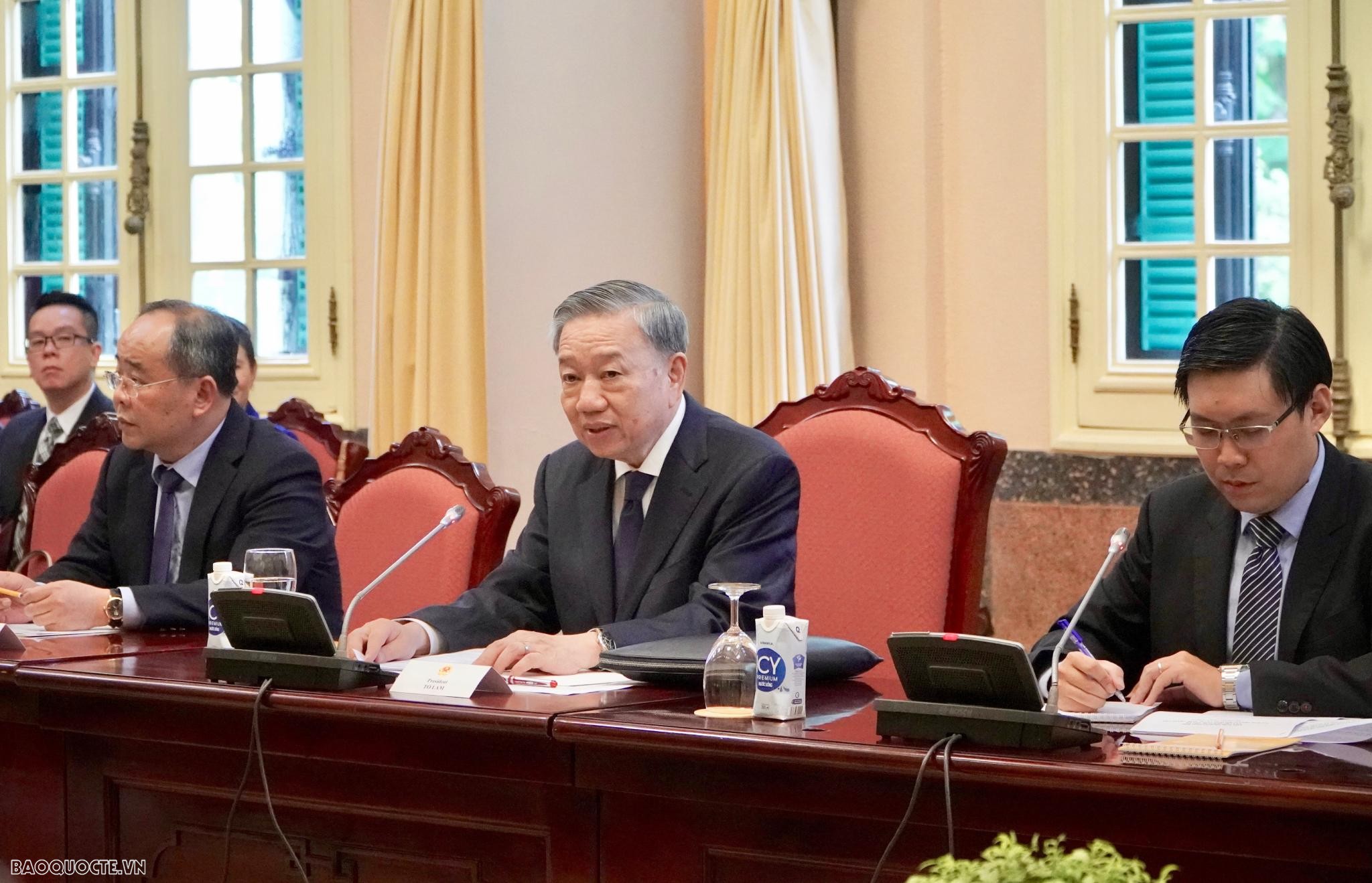 Chủ tịch nước Tô Lâm: Sớm đưa quan hệ hợp tác Việt Nam-EU phát triển lên tầm cao mới Chủ tịch nước Tô Lâm: Sớm đưa quan hệ hợp tác Việt Nam-EU phát triển lên tầm cao mới