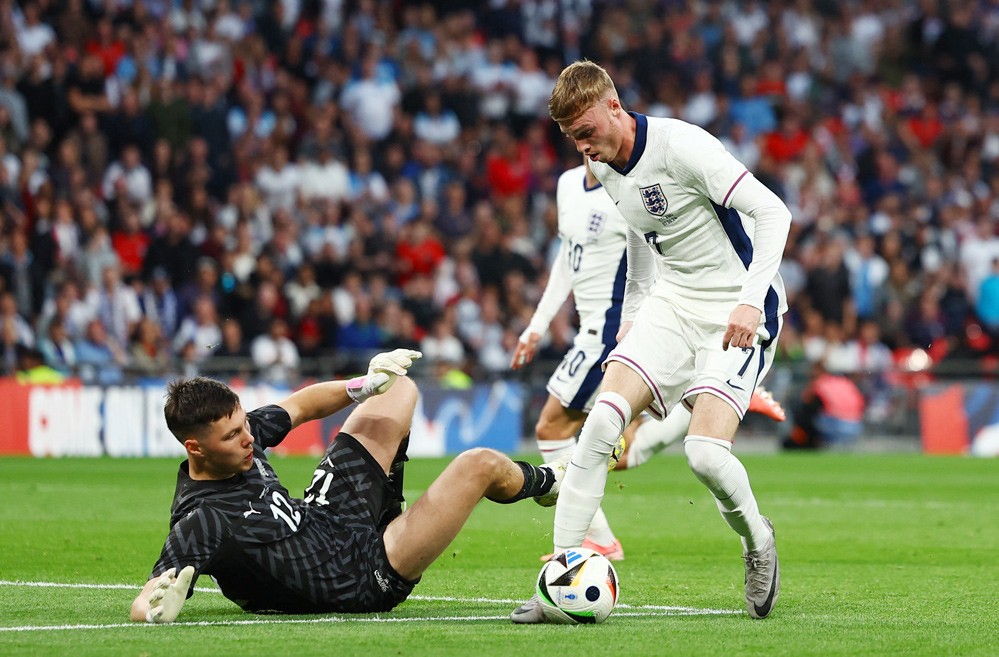 Lần đầu tiên từ năm 1968, đội tuyển Anh để thua trận đấu cuối cùng trước một giải đấu lớn