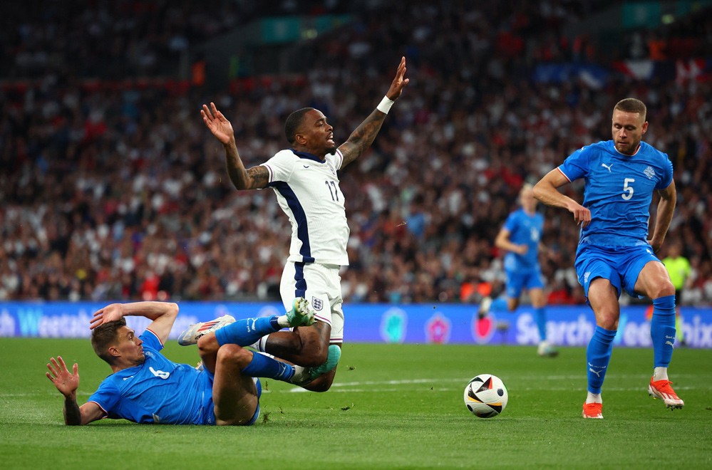 Lần đầu tiên từ năm 1968, đội tuyển Anh để thua trận đấu cuối cùng trước một giải đấu lớn