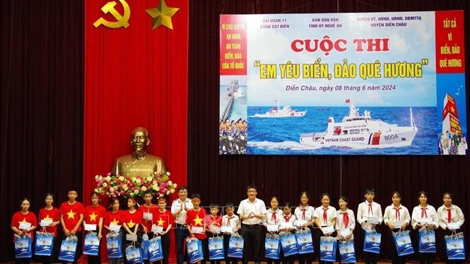 Giúp người dân nắm rõ thông tin về biển, đảo