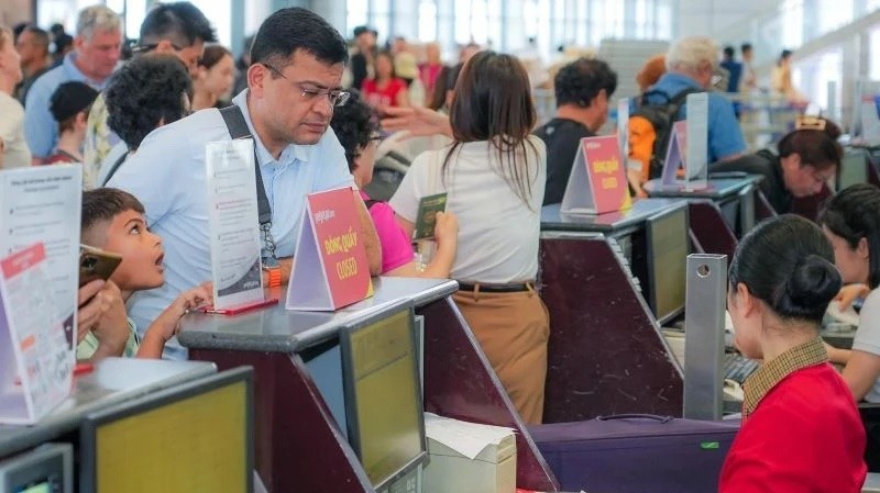 Giá vé máy bay ‘hạ nhiệt’