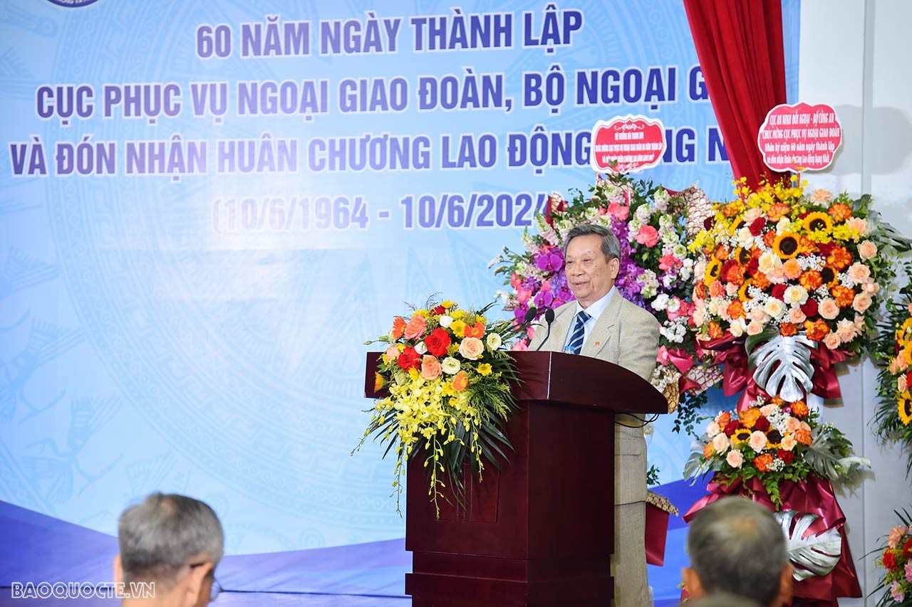 Cục Phục vụ Ngoại giao Đoàn đón nhận Huân chương Lao động hạng Nhất Cục Phục vụ Ngoại giao đoàn đón nhận Huân chương Lao động hạng Nhất