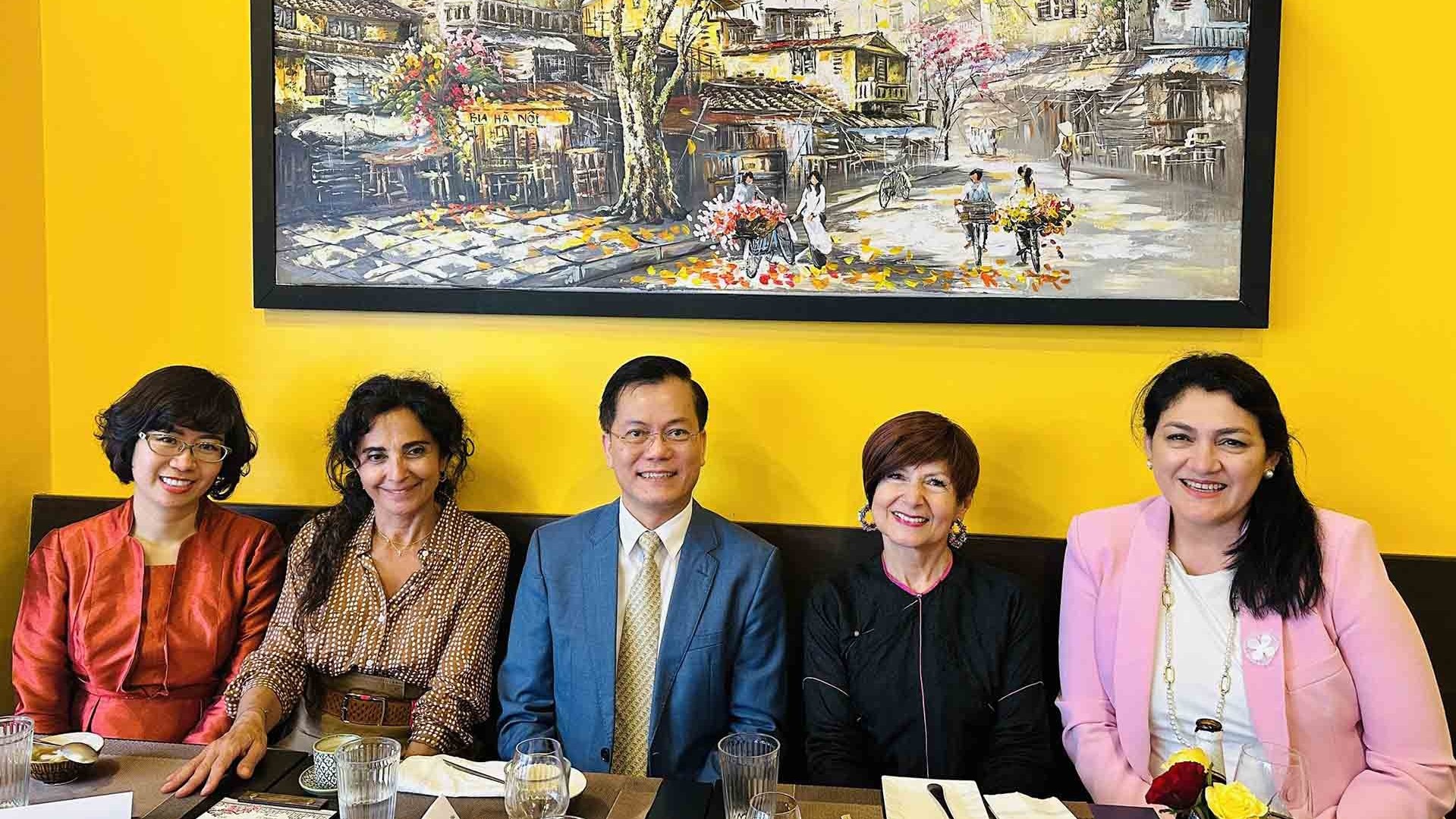 Việt Nam và các thành viên UNESCO thúc đẩy hợp tác bảo tồn và phát huy giá trị di sản văn hóa