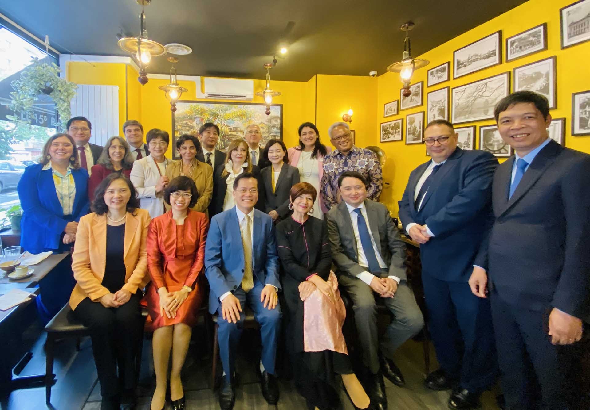 Việt Nam và các thành viên UNESCO thúc đẩy hợp tác bảo tồn và phát huy giá trị di sản văn hóa Việt Nam và các thành viên UNESCO thúc đẩy hợp tác bảo tồn và phát huy giá trị di sản văn hóa