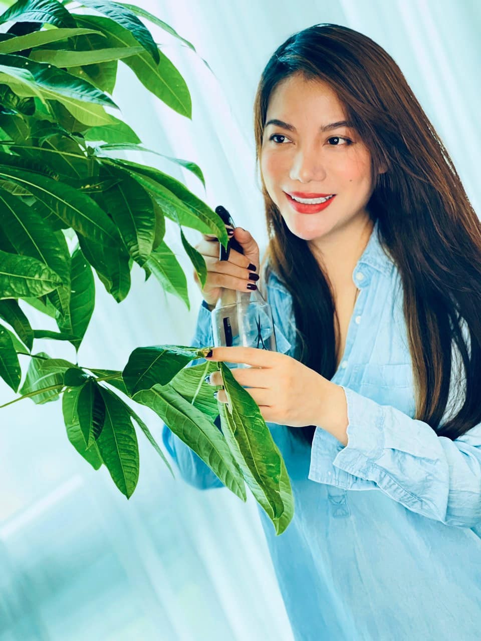 Sao Việt: Nhã Phương Sao Việt: Nhã Phương