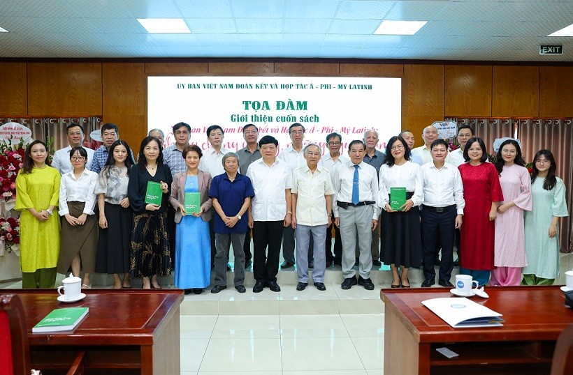 Cuốn sách thắm đượm tình đoàn kết giữa Việt Nam và khu vực Á-Phi-Mỹ Latinh