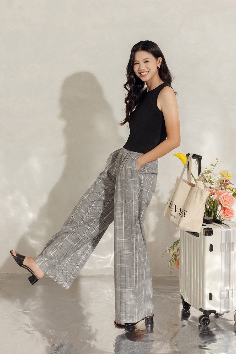 Kình ngư Ánh Viên làm mẫu ảnh