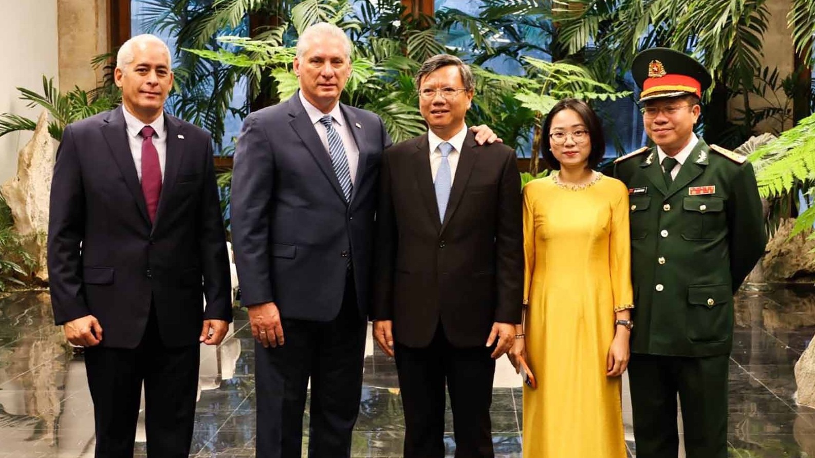 Đại sứ Lê Quang Long trình Thư ủy nhiệm lên Chủ tịch nước Cộng hòa Cuba