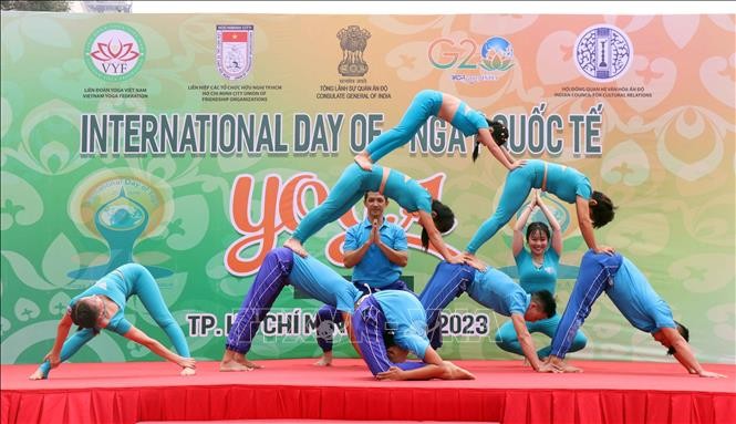 Kinh tế báo chí Việt Nam trong bối cảnh chuyển đổi số Kinh tế báo chí Việt Nam trong bối cảnh chuyển đổi số