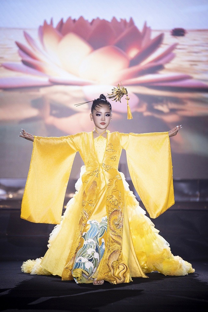 Cô bé Việt Nam giành ngôi Quán quân Gương mặt thời trang nhí thế giới 2024