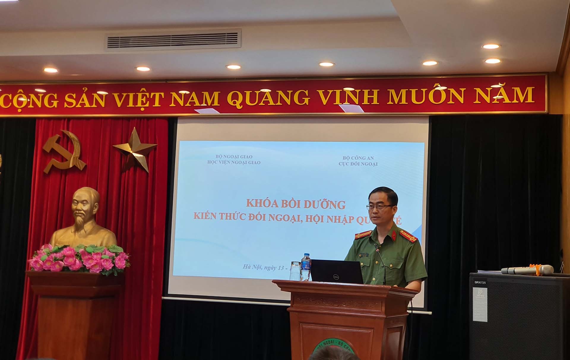 Trung tâm FOSET, Học viện Ngoại giao phối hợp đào tạo, bồi dưỡng cho cán bộ, chiến sĩ của Bộ Công an