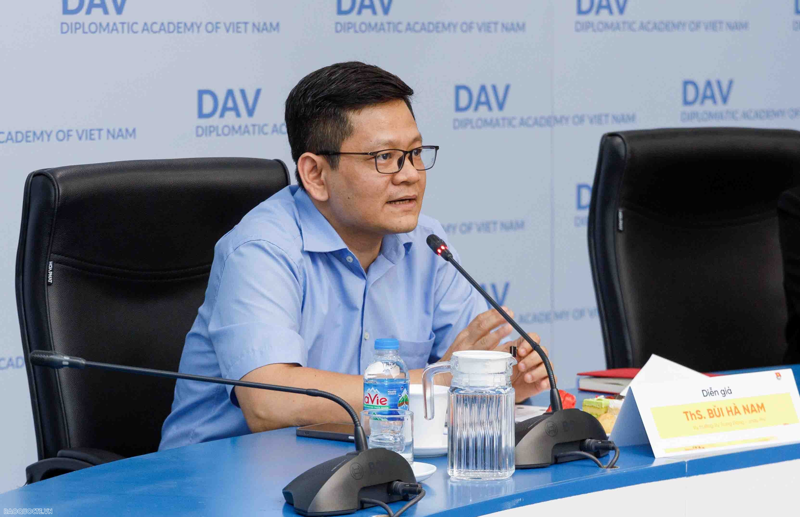 Tiếp cận Trung Đông - châu Phi: Điểm sáng và Điểm nóng Tiếp cận điểm sáng và điểm nóng khu vực Trung Đông - châu Phi