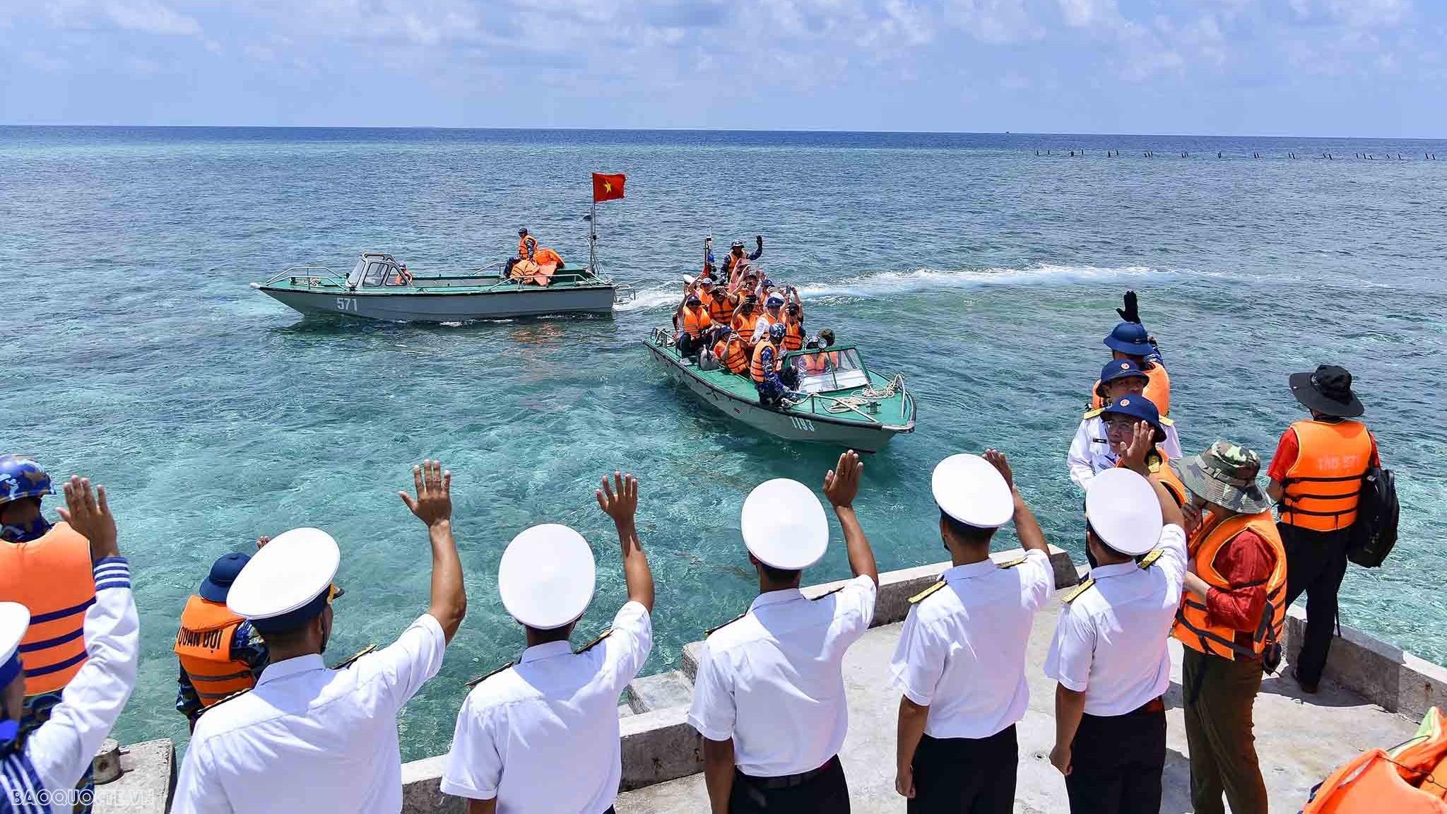 Quân chủng Hải quân tiếp tục đẩy mạnh công tác tuyên truyền biển, đảo