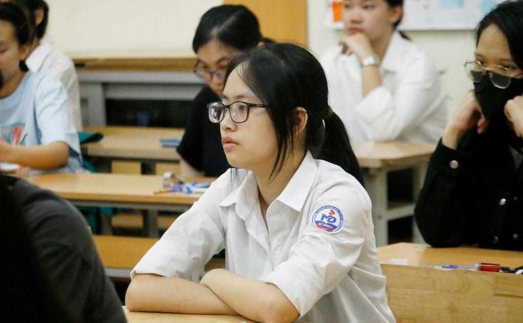 Điểm chuẩn lớp 10 chuyên Ngoại ngữ Điểm chuẩn lớp 10 chuyên Ngoại ngữ