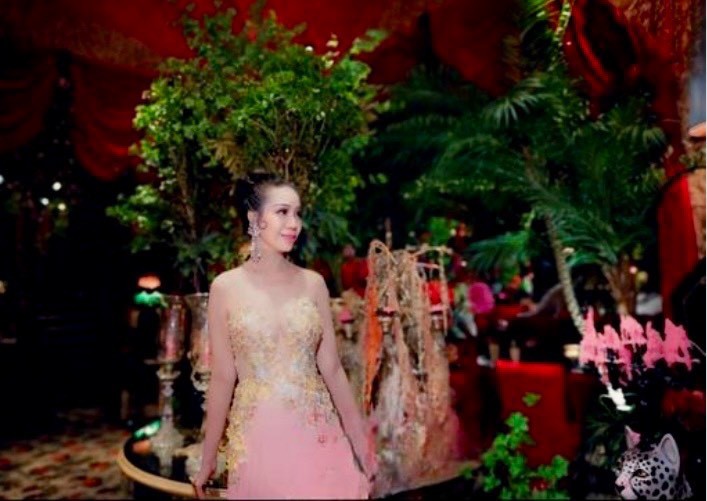 Hoa hậu sắc đẹp hoàn vũ Thanh Hằng quyến rũ với bộ ảnh tại Rose villa Hoa hậu sắc đẹp hoàn vũ Thanh Hằng quyến rũ với bộ ảnh tại Rose villa