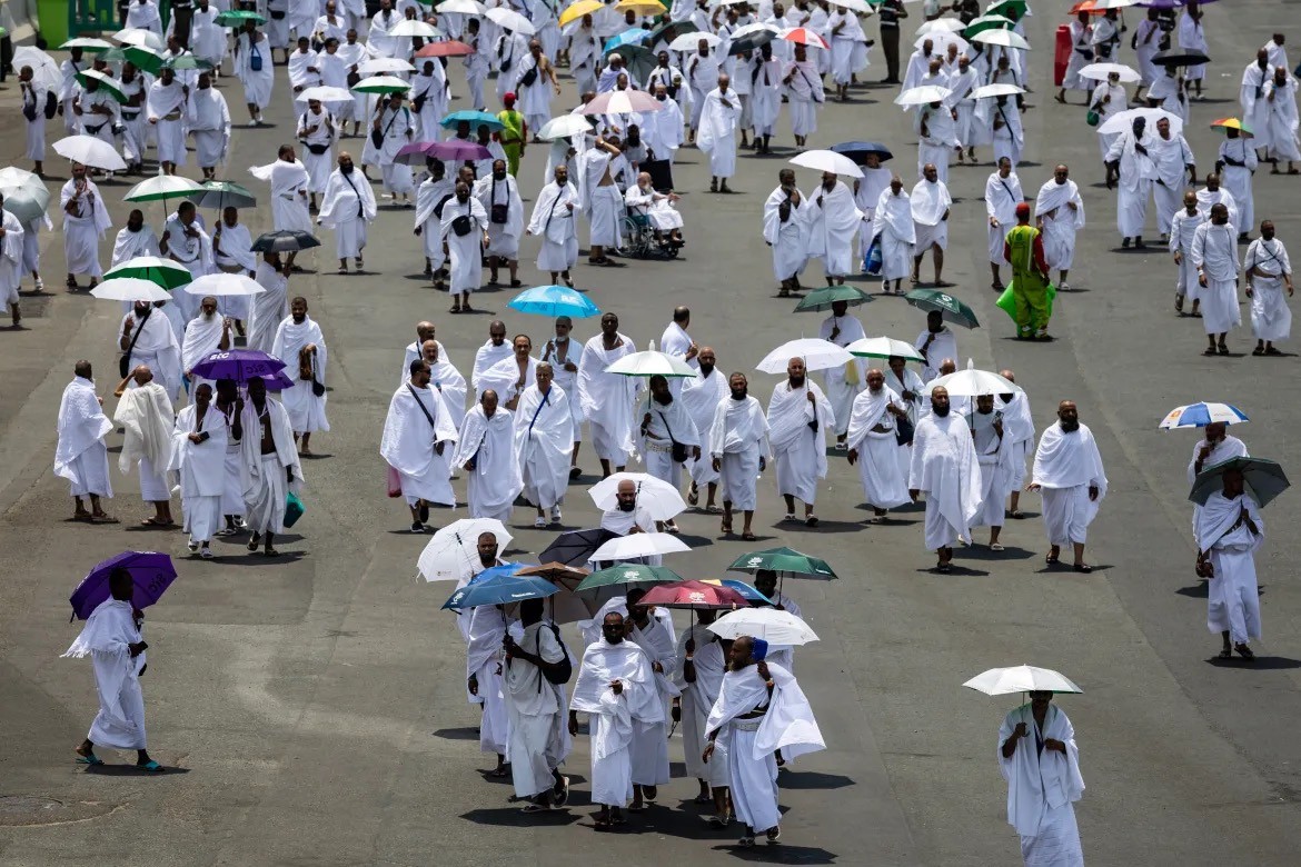Hàng triệu người Hồi giáo hội tụ về núi Arafat dự lễ hành hương Hajj Hàng triệu người Hồi giáo hội tụ về núi Arafat dự lễ hành hương Hajj