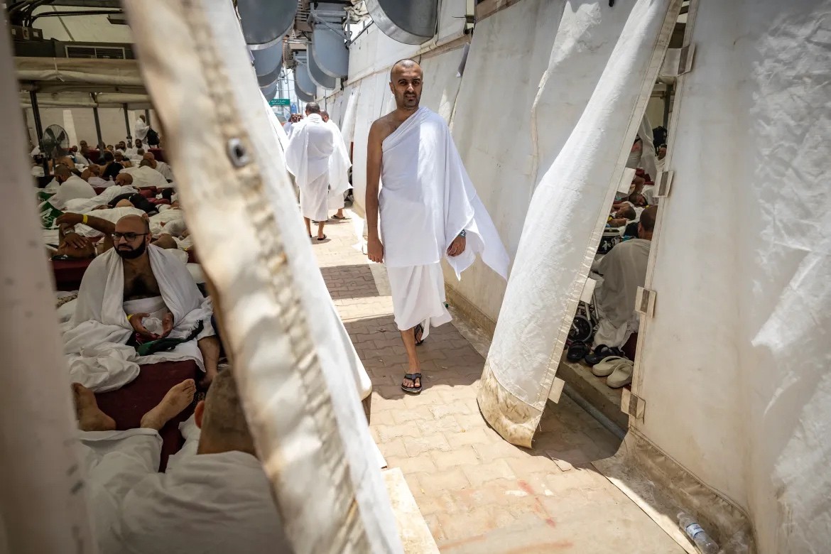 Hàng triệu người Hồi giáo hội tụ về núi Arafat dự lễ hành hương Hajj Hàng triệu người Hồi giáo hội tụ về núi Arafat dự lễ hành hương Hajj