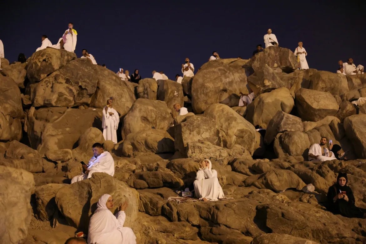 Hàng triệu người Hồi giáo hội tụ về núi Arafat dự lễ hành hương Hajj Hàng triệu người Hồi giáo hội tụ về núi Arafat dự lễ hành hương Hajj