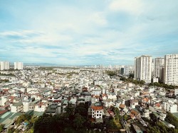 Bất động sản mới nhất: Cần một chữ ‘thông’ để thị trường ‘đổi sắc’; đề xuất phạt tới 1 tỷ đồng nếu không công khai dự án ‘cắm’ ngân hàng