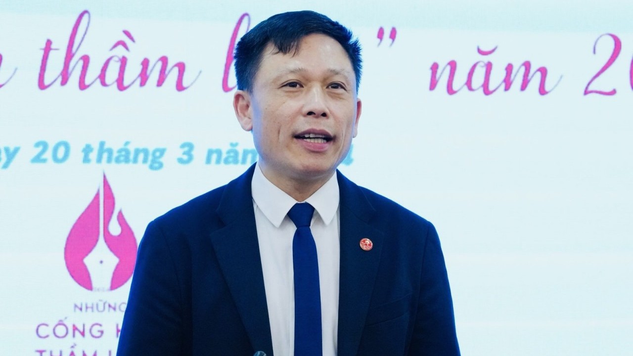 Báo chí, sự cạnh tranh của trí tuệ nhân tạo (AI) và câu chuyện 'giữ chân' độc giả