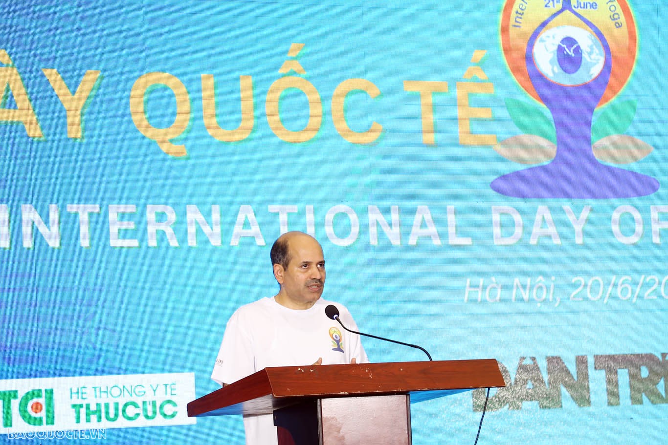 Kỷ niệm Ngày Quốc tế Yoga lần thứ 10 Hàng trăm người tham dự Ngày quốc tế Yoga lần thứ 10