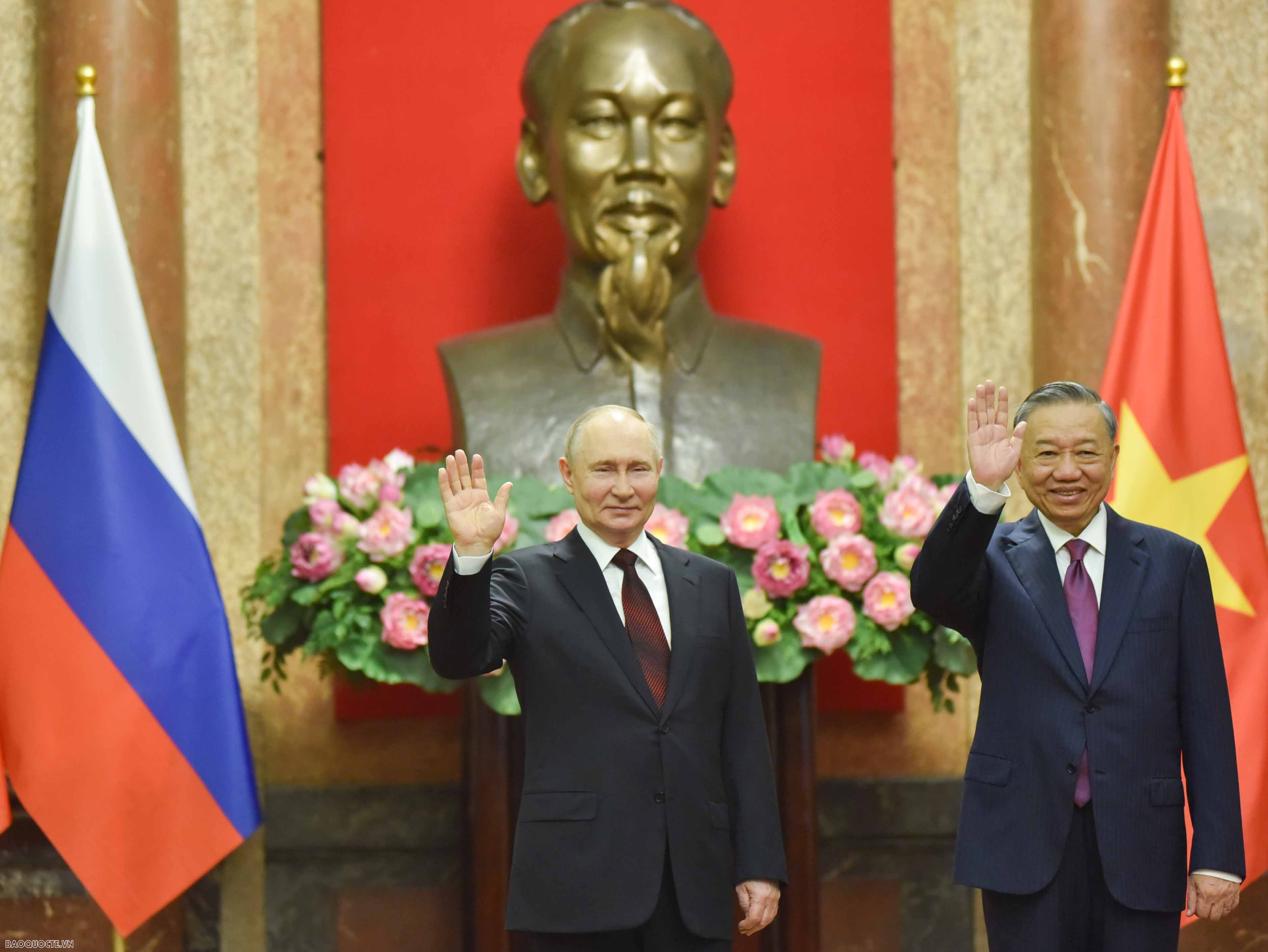 Truyền thông quốc tế tiếp tục đưa tin về chuyến thăm của Tổng thống Nga Vladimir Putin đến Việt Nam Truyền thông quốc tế tiếp tục đưa tin về chuyến thăm của Tổng thống Nga Vladimir Putin đến Việt Nam