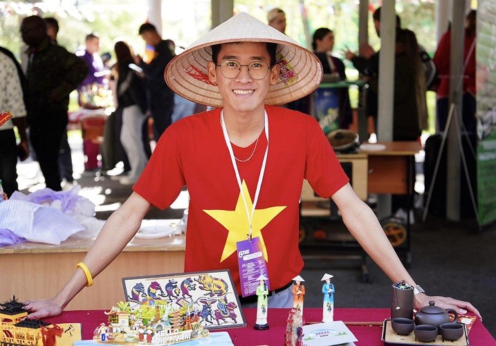 Du học sinh vun đắp tình hữu nghị Việt-Nga Du học sinh vun đắp tình hữu nghị Việt-Nga