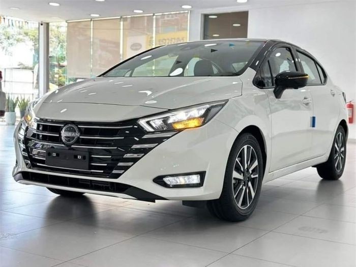 Nissan Almera 2024 tại Thái Lan