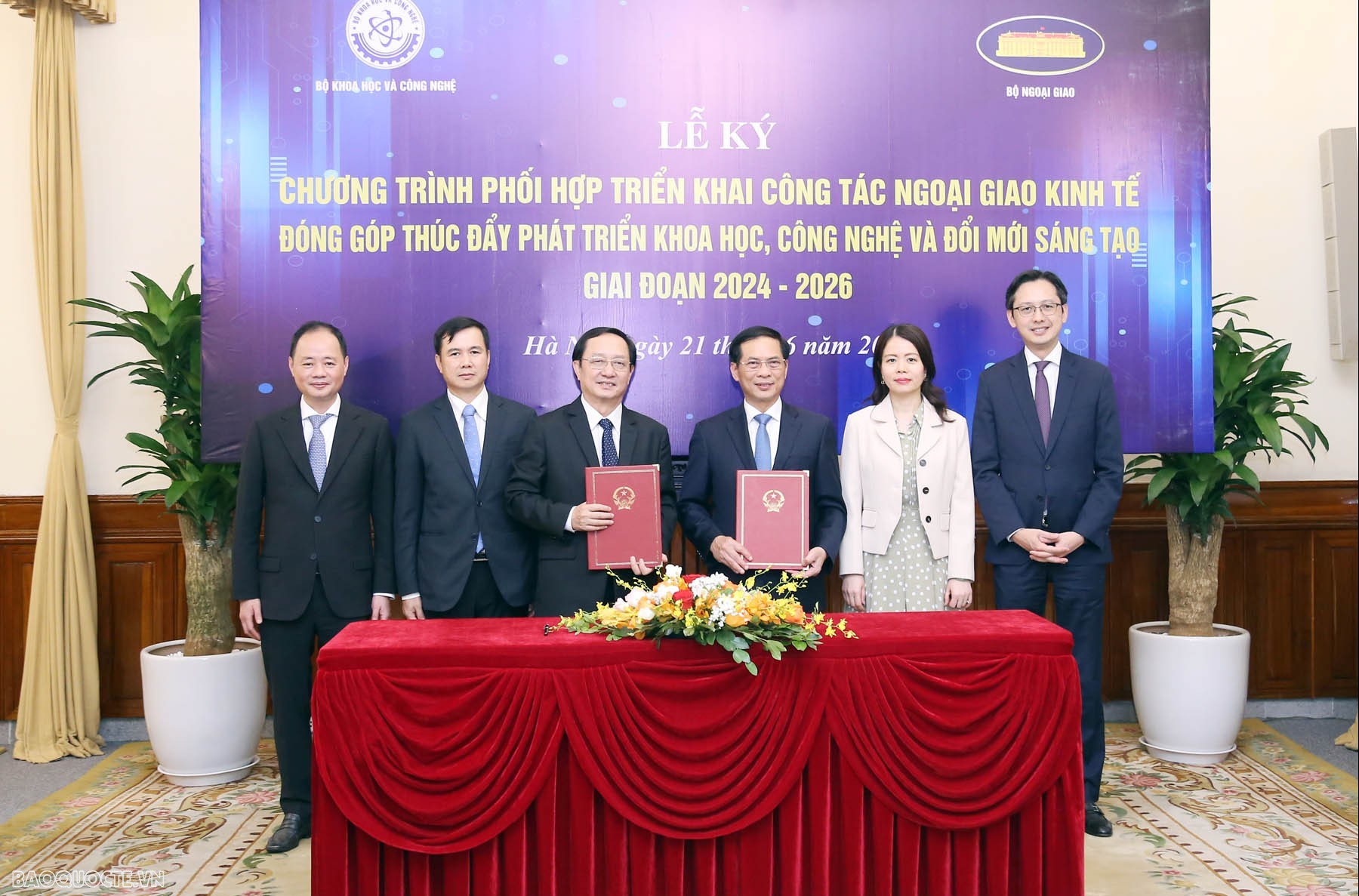 Bộ Ngoại giao, Bộ Khoa học và Công nghệ ký kết Chương trình phối hợp triển khai công tác ngoại giao kinh tế