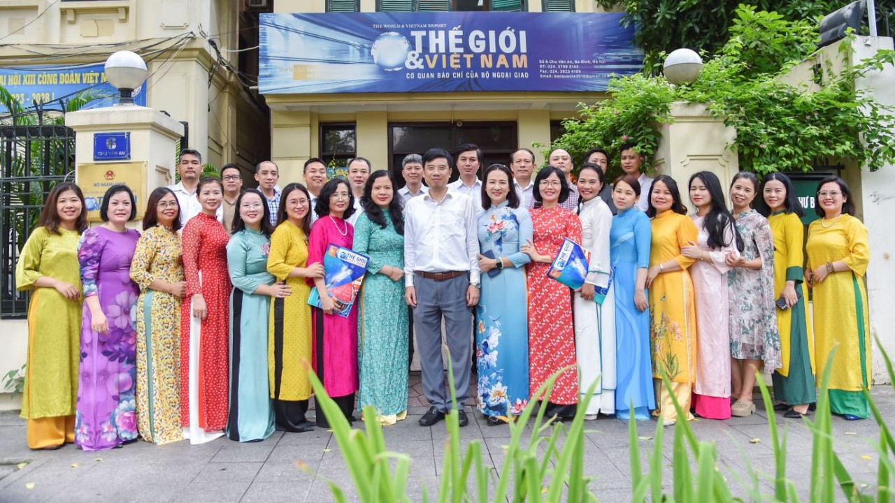 Lời cảm ơn của Báo Thế giới & Việt Nam! Lời cảm ơn của Báo Thế giới & Việt Nam!