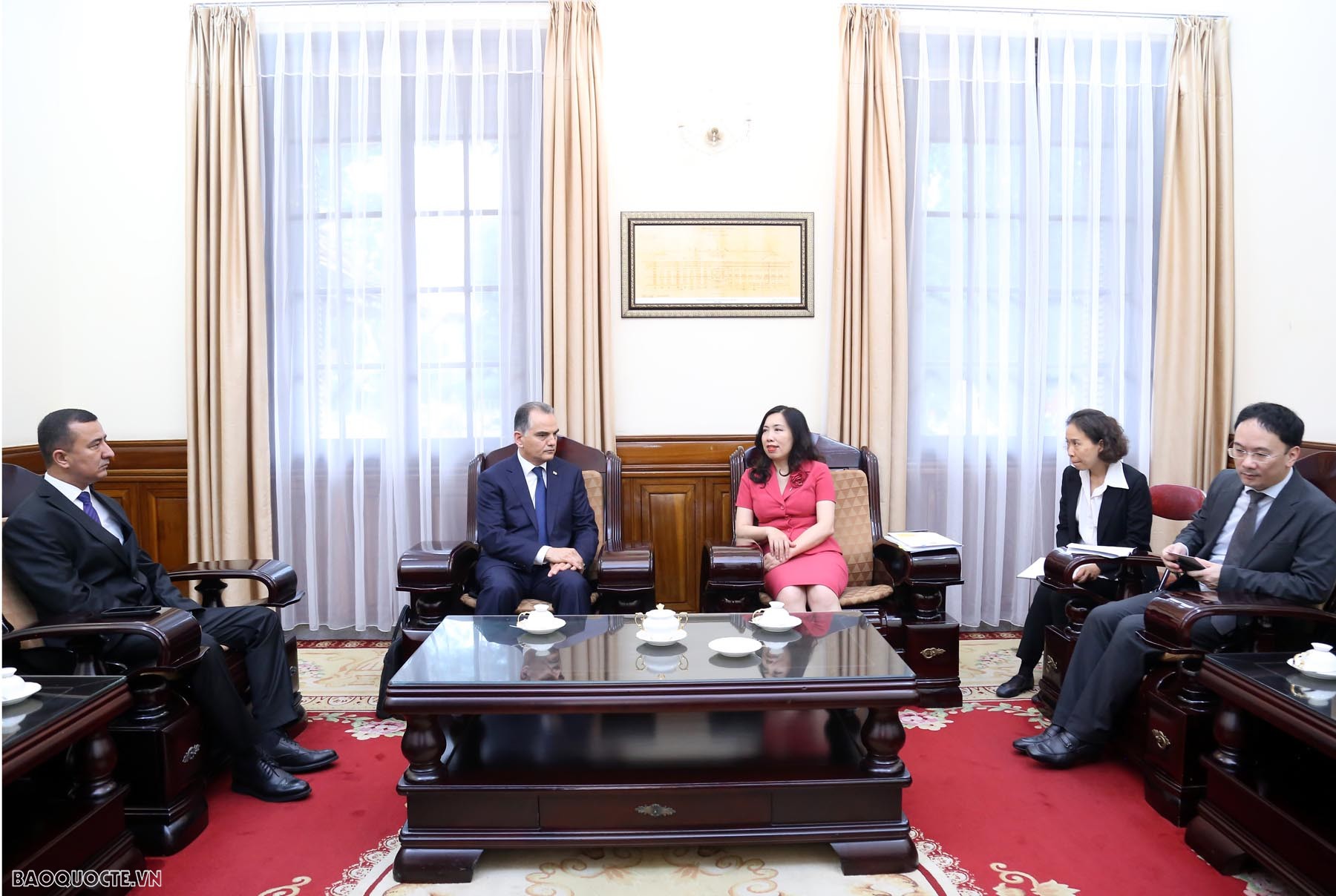 Thứ trưởng Ngoại giao Lê Thị Thu Hằng tiếp các Đại sứ Turkmenistan, Iceland sang Việt Nam trình Quốc thư