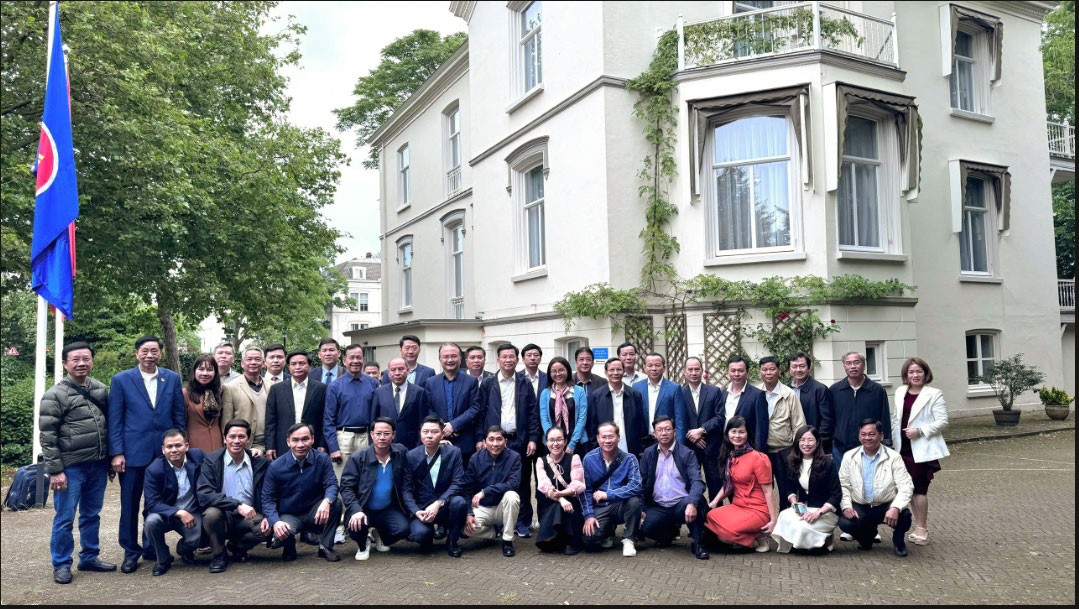 Quảng bá địa phương Việt Nam tại Hà Lan và Đức Quảng bá địa phương Việt Nam tại Hà Lan và Đức