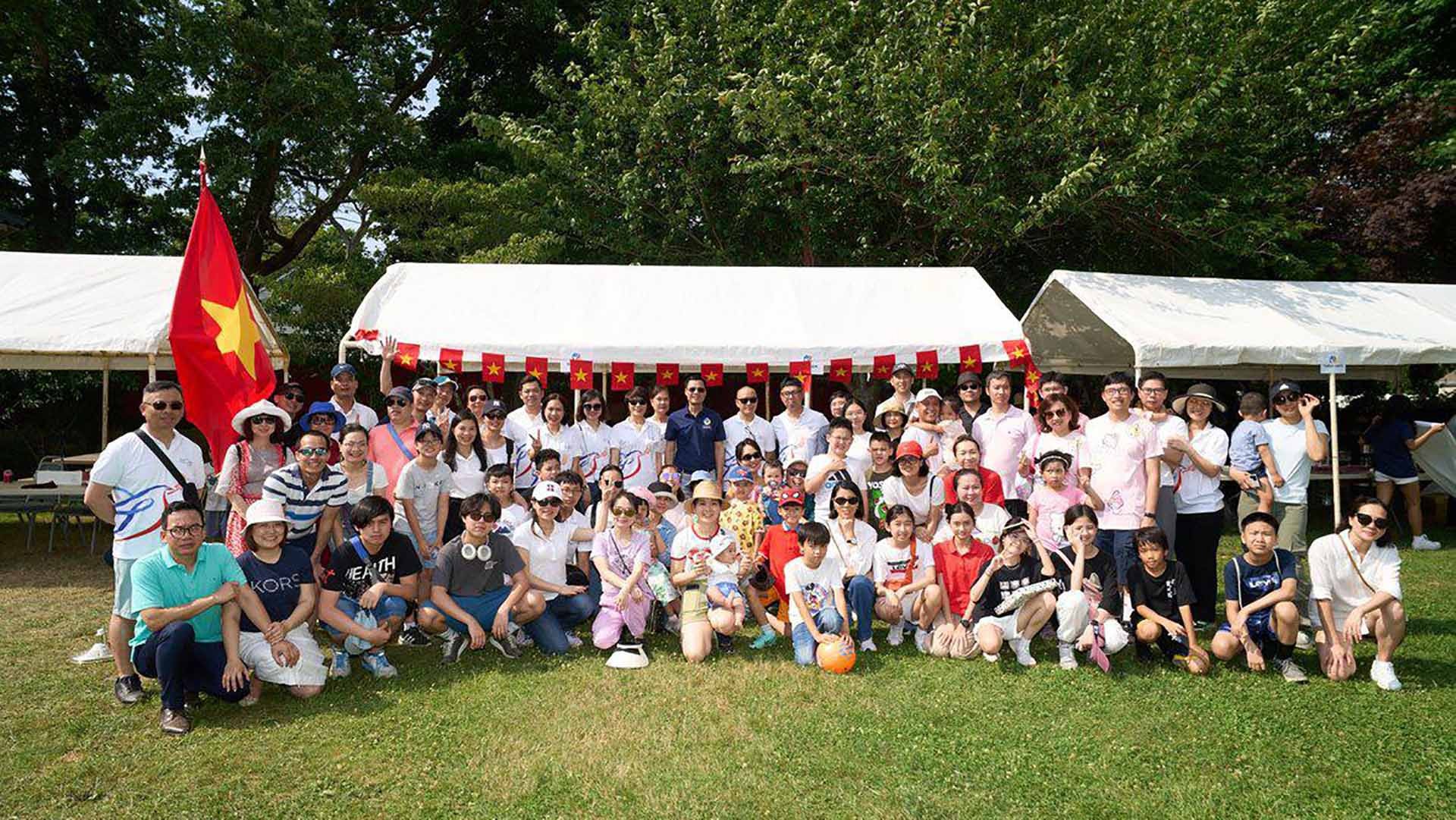 Ngày Gia đình ASEAN 2024 tại New York: Thắt chặt đoàn kết và tinh thần cộng đồng Ngày Gia đình ASEAN 2024 tại New York: Thắt chặt đoàn kết và tinh thần cộng đồng