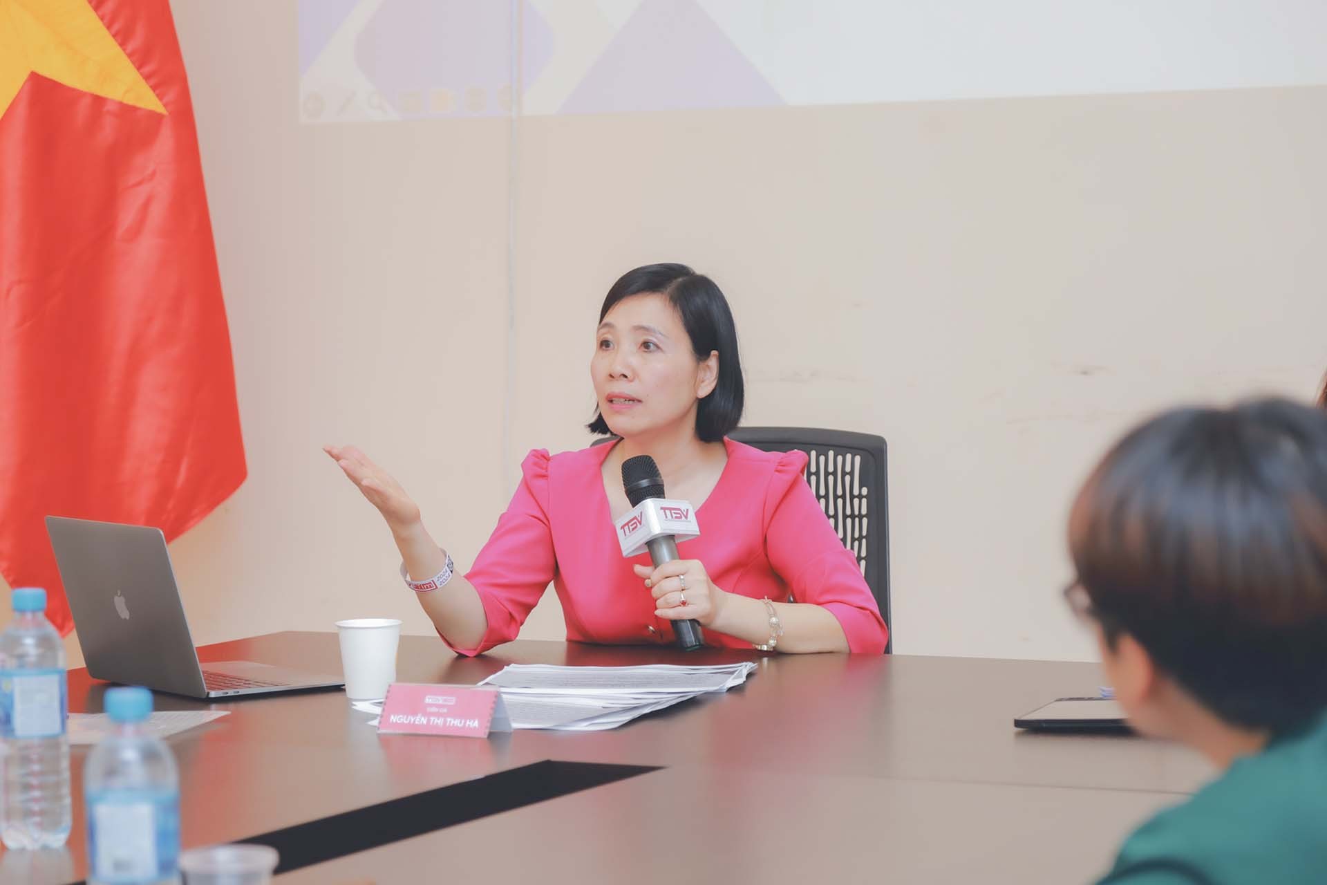 Sinh viên Việt Nam tại Nga hoàn thành xuất sắc chuỗi hoạt động nâng cao nghiệp vụ truyền thông Sinh viên Việt Nam tại Nga hoàn thành xuất sắc chuỗi hoạt động nâng cao nghiệp vụ truyền thông