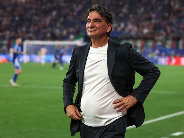 HLV tuyển Croatia chỉ trích tổ trọng tài cho bù giờ phút thứ 8 HLV tuyển Croatia chỉ trích tổ trọng tài cho bù giờ phút thứ 8