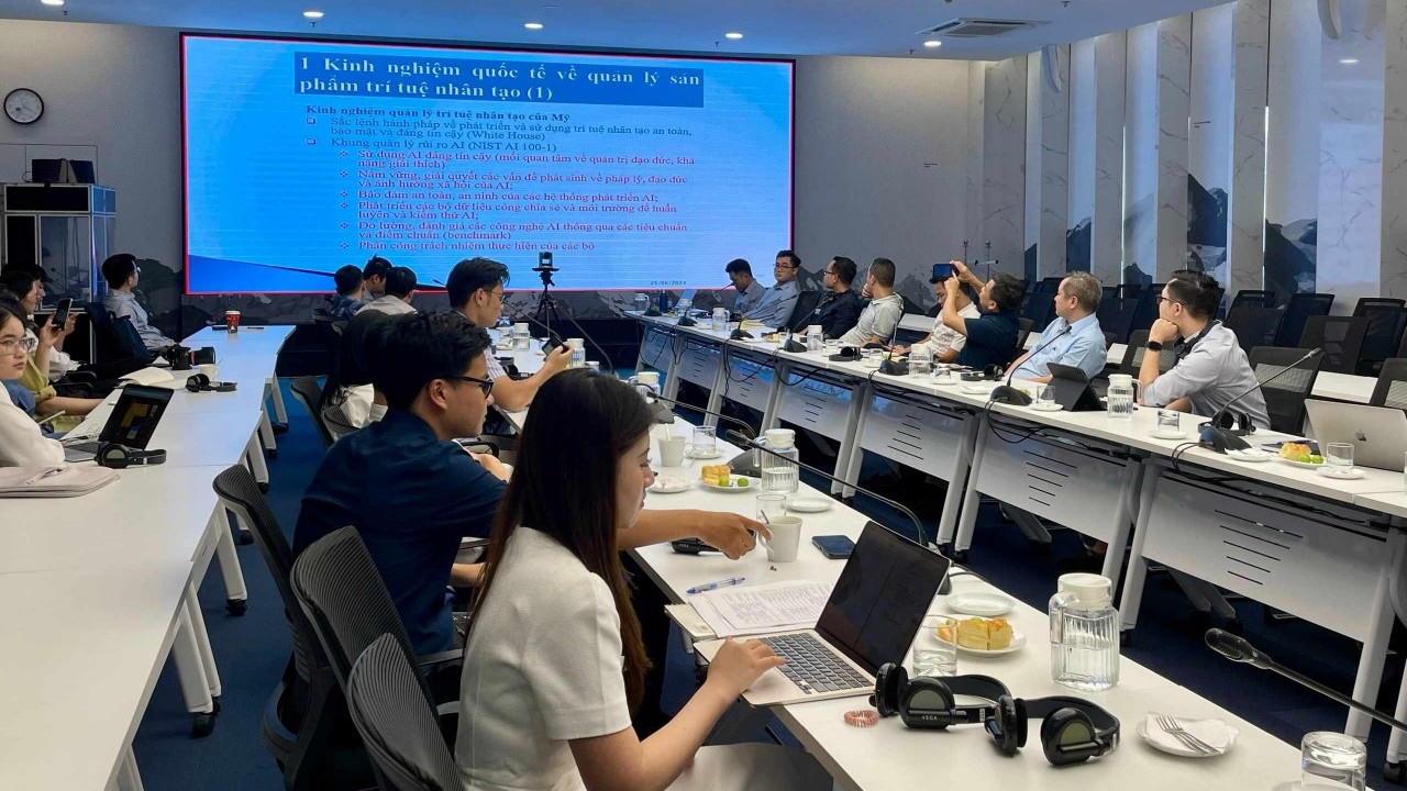 Quản trị trí tuệ nhân tạo: Kinh nghiệm thực tiễn từ khu vực và thế giới