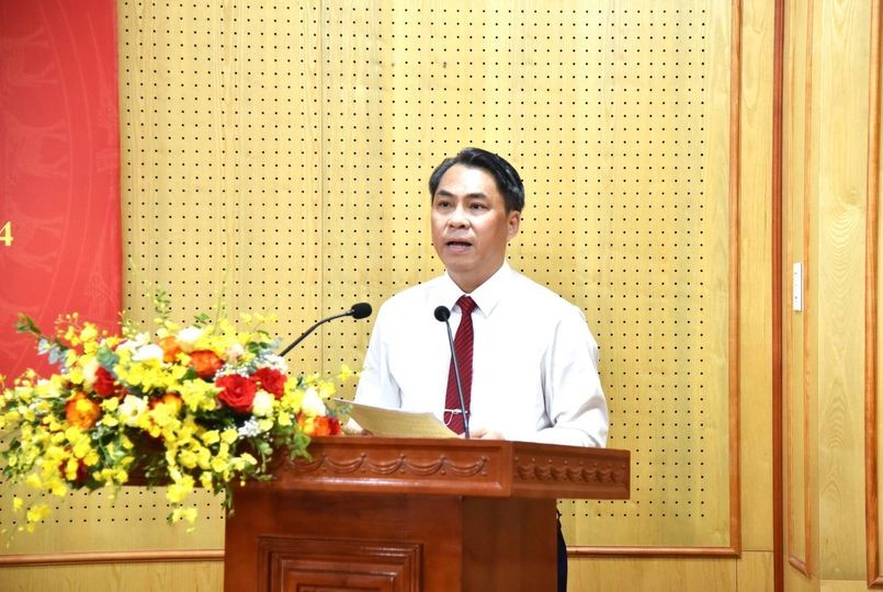 Nâng cao kiến thức xây dựng Đảng cho lãnh đạo, phóng viên, biên tập viên Nâng cao kiến thức xây dựng Đảng cho lãnh đạo, phóng viên, biên tập viên